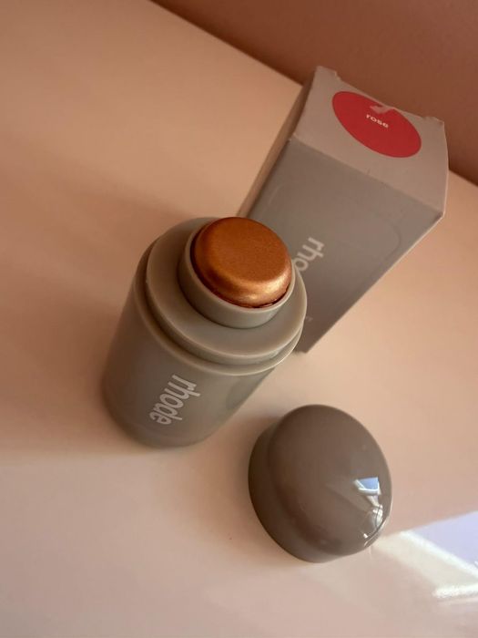 Pochet blush Rhode