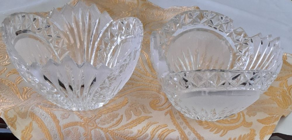 Хар хил хуристал вазалар