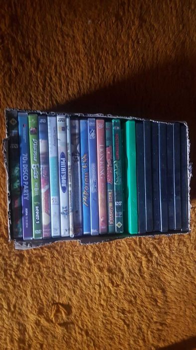 Запазени Офис-Бюра и други