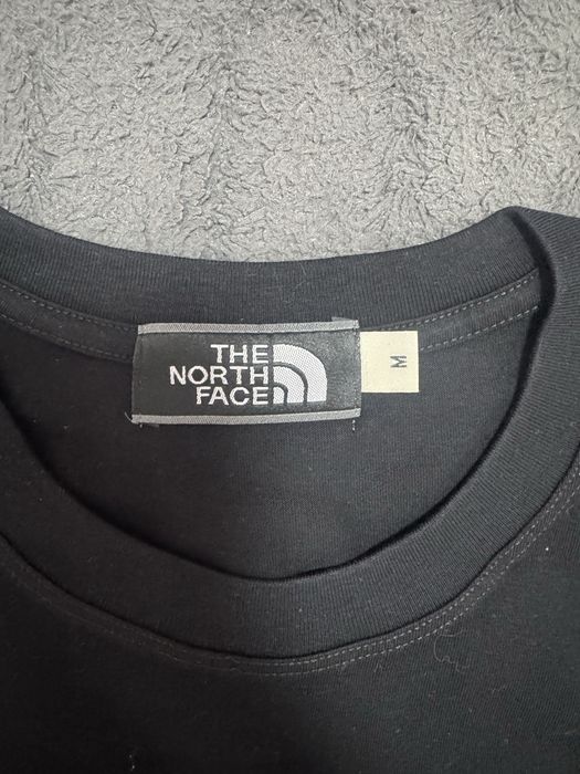 The North Face "M Alien Relaxed Short Sleeve Tee"