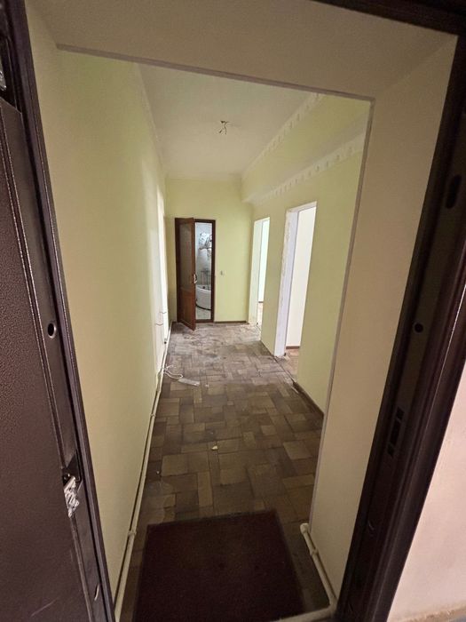 Sattepo Syavushda kvartira sotiladi