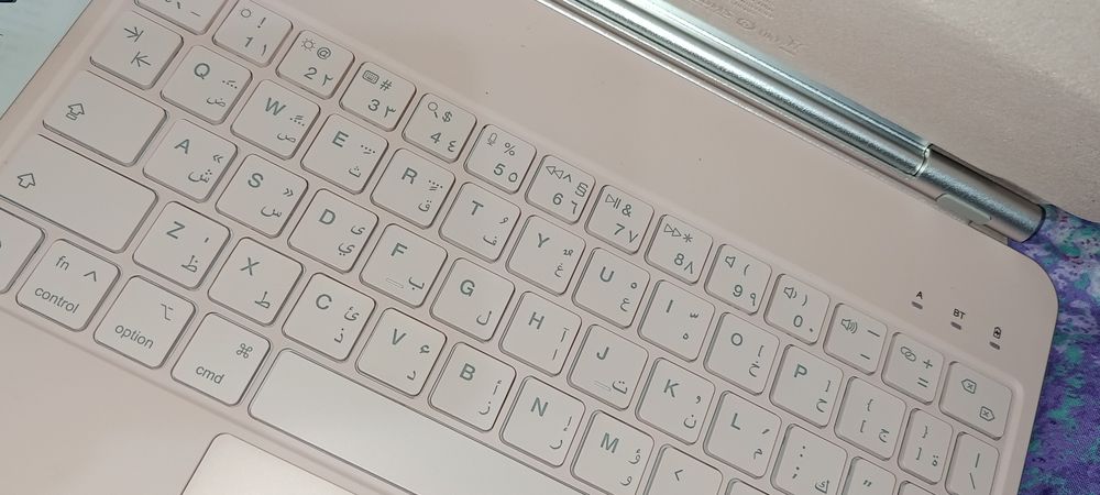 Срочно продам клавиатуру для планшета iPod