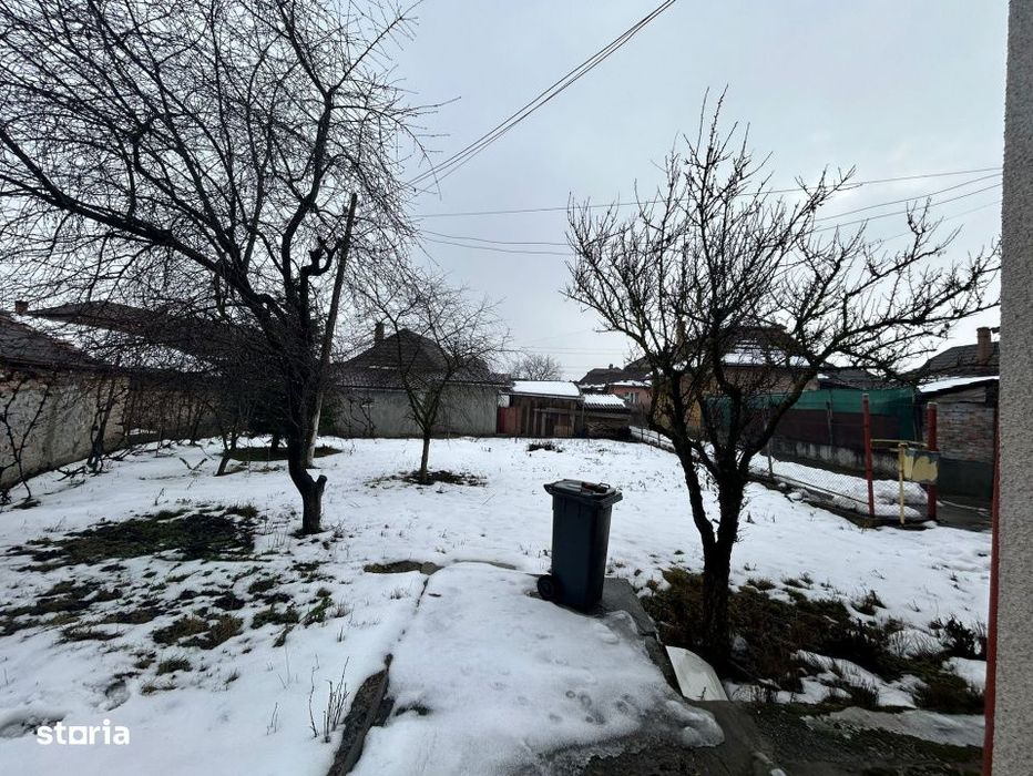 Casa individuala, 3 camere, 73 mp., teren 520 mp.