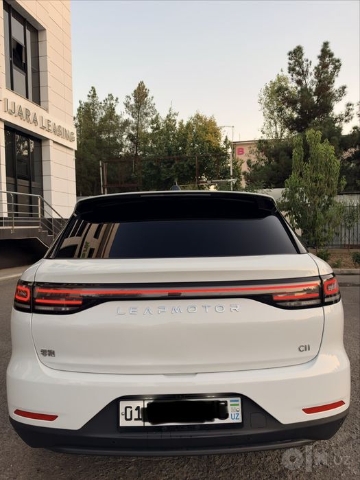 Leapmotor C11 hybrid full