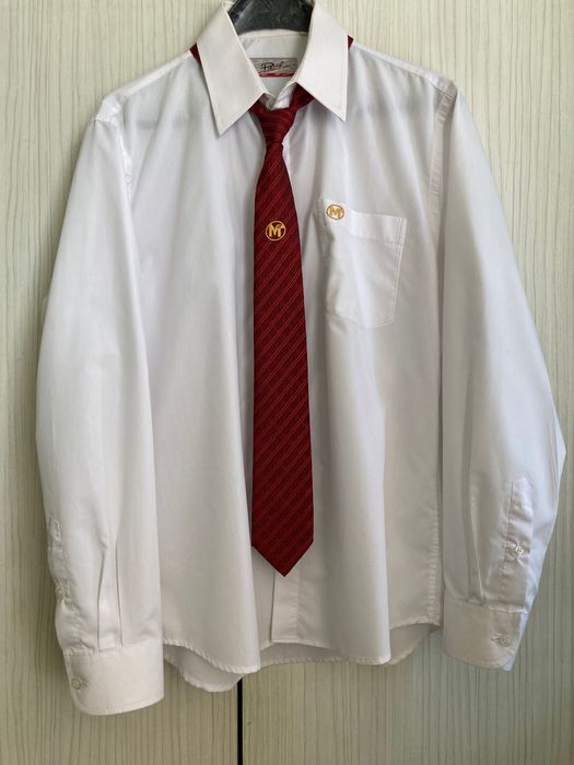 Ученическа униформа за МГ” Кирил Попов”