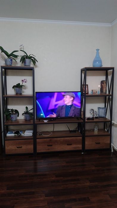 Стенка Лофт в отличном состоянии