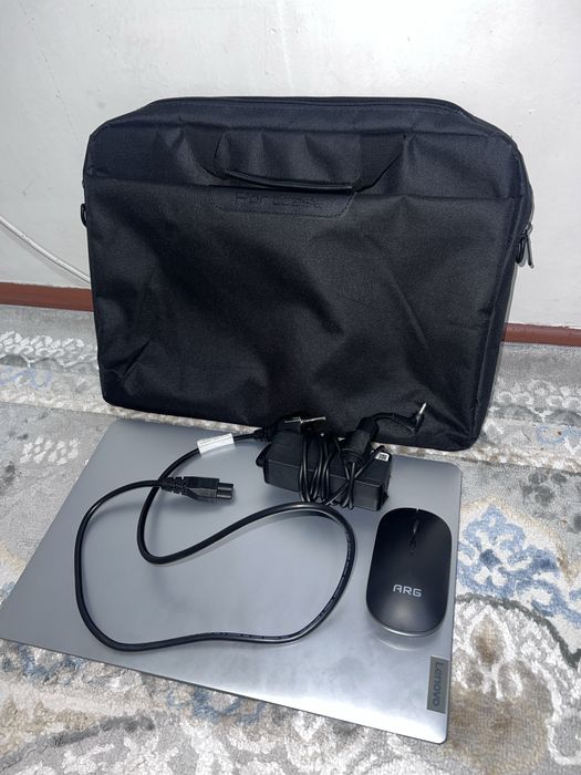 Ноутбук новый Lenovo