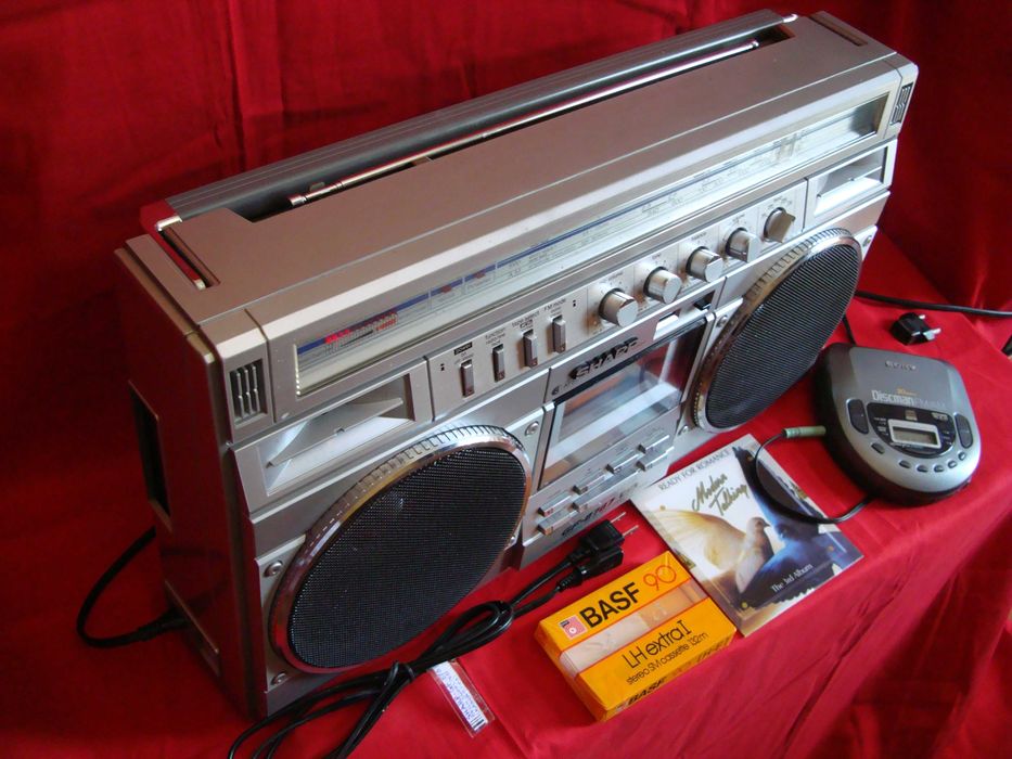 SHARP GF - 8787 Z  1982 год. Редкий. Made in Japan .