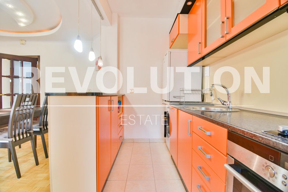 Дава се под наем Четиристаен апартамент в София, Малинова долина - 120 кв.м за 1000 € - Снимка #2