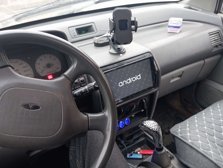 Митсубиси спэис рюнер