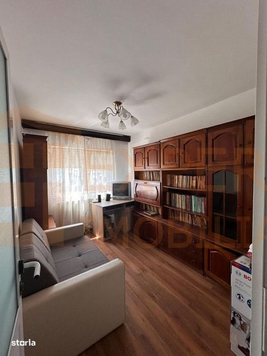 Apartament 4 Camere de Vanzare in Inel I Constanta | Decomandat
