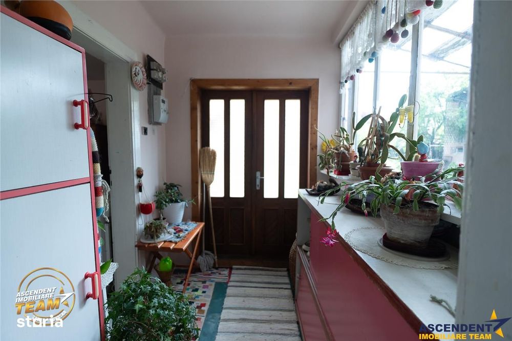 Casa traditionala, cu teren pretios de 534 mp, Targu Secuiesc