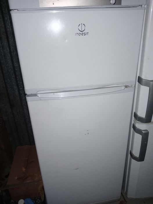 Продам холодильник