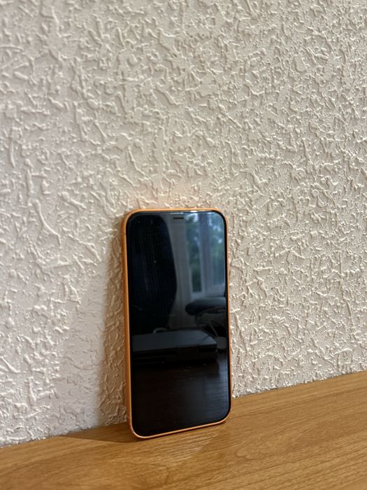 Iphone 11 в корпусе 17