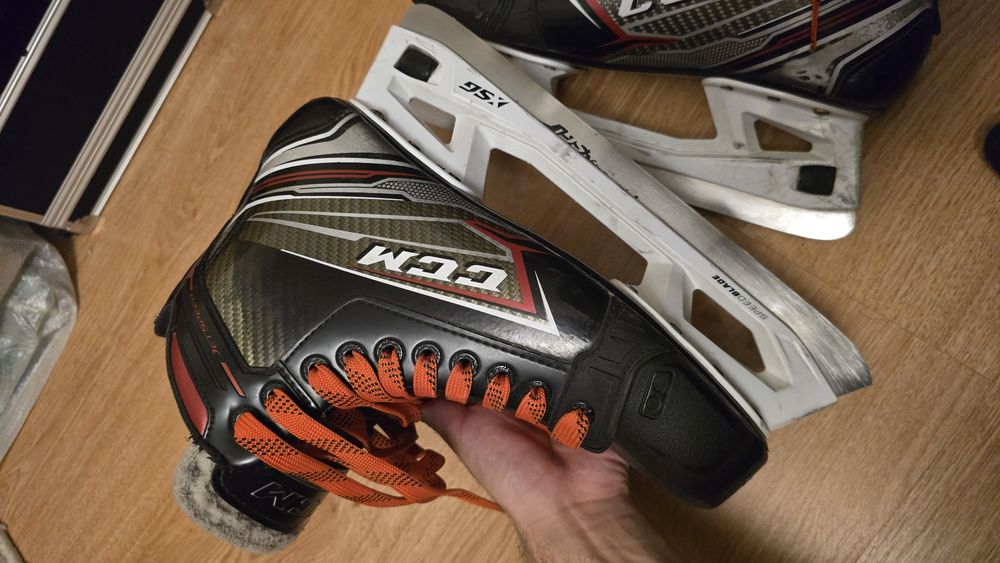 Вратарские коньки CCM Jetspeed FT460 SR