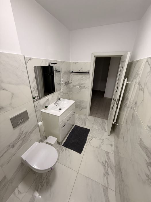 Garsoniera de închiriat