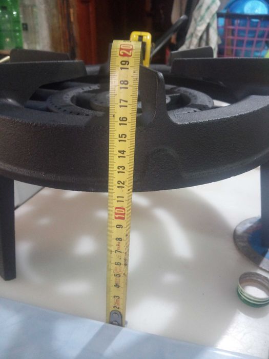 Pirostrie fontă cu 3 picioare