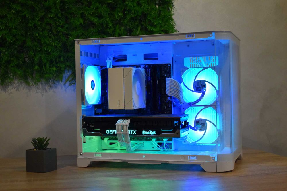 Геймърски Компютър Ryzen 7 5700x | Rtx 3070 GameRock | 16GB ram | 1TB Ssd |