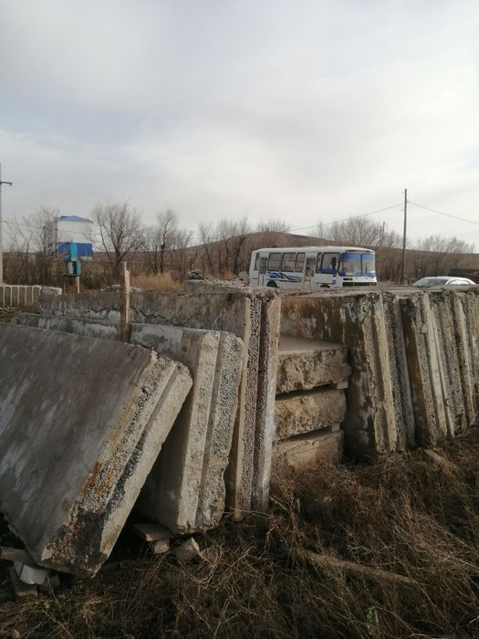 Стеновые блоки, бетонные столбы