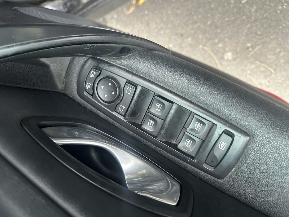 Urgent Schimb laguna 3 2008 2.0 benzina gpl