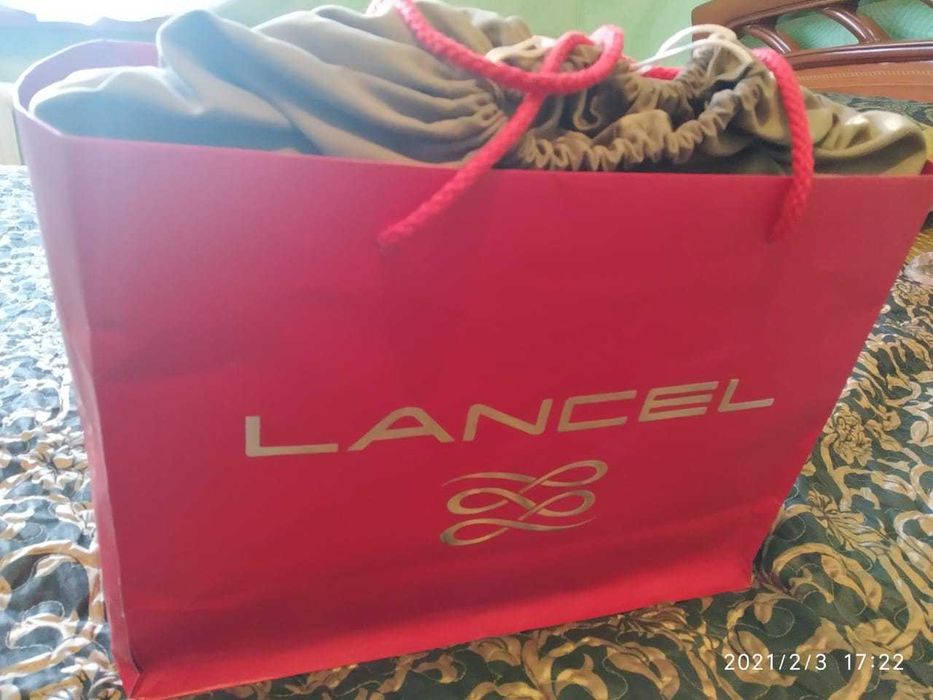 Кожаный портфель  Lancel
