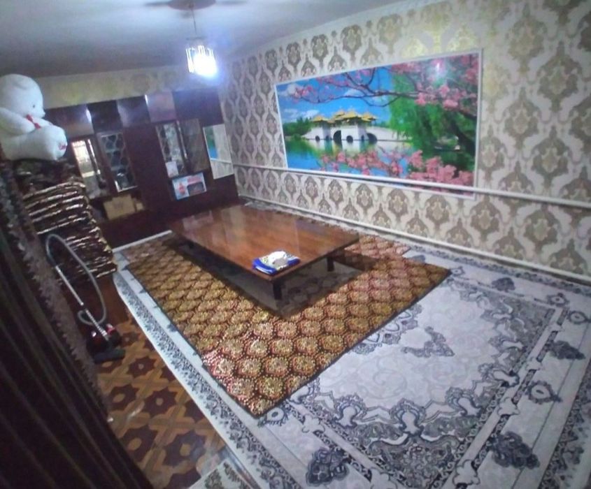 Uy srochno sotiladi.