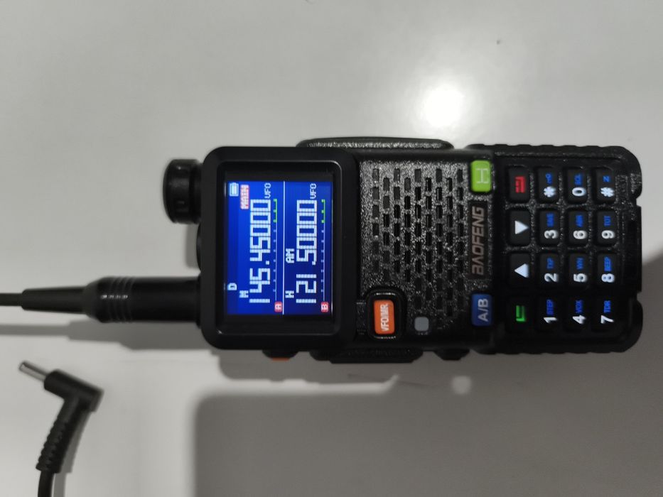 vand sau schimb statie baofeng