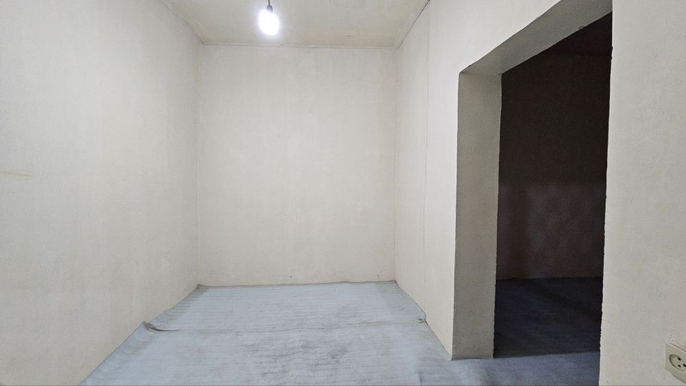 Прадам дом в центре города мироботском раёне