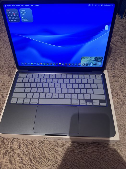 Продам MacBook Neo 13 2026