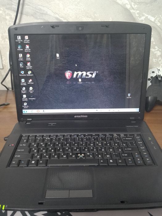 Acer emachines E520