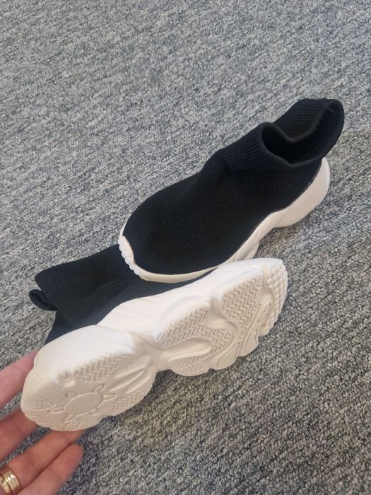 Adidasi usori panza 27