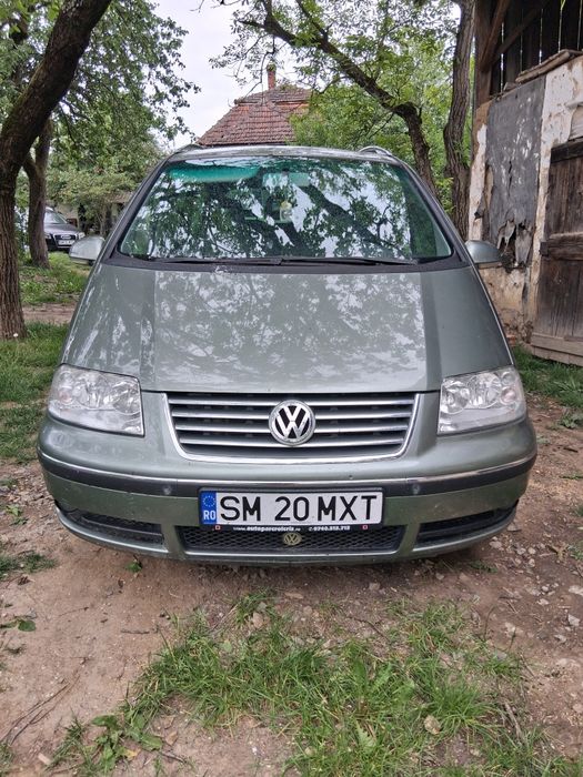 Vand sharan 7 locuri