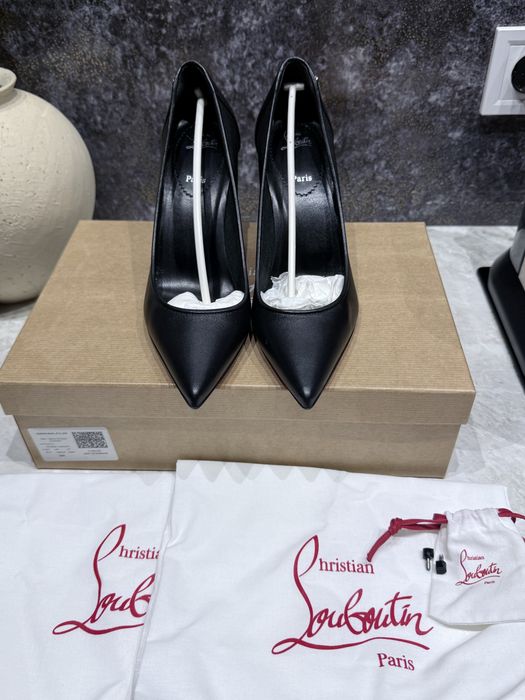 Туфельки Christian Louboutin