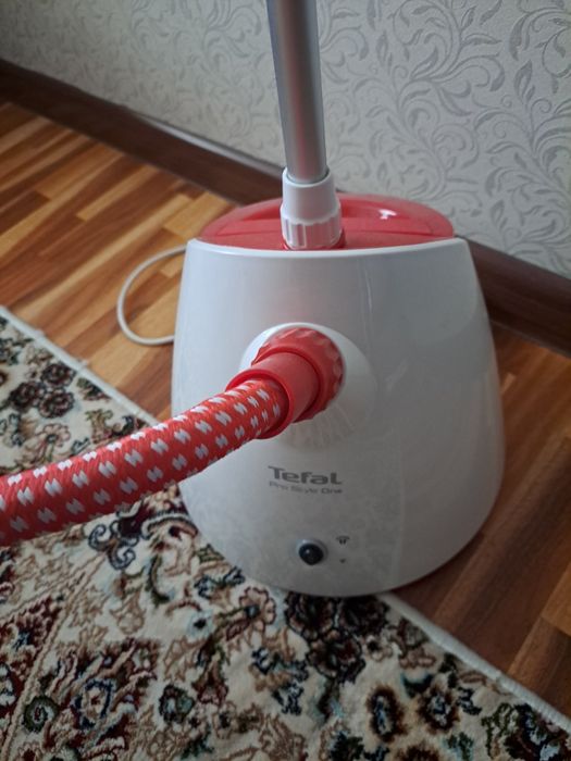 Отпариватель вертикальный Tefal б/у почти новое
