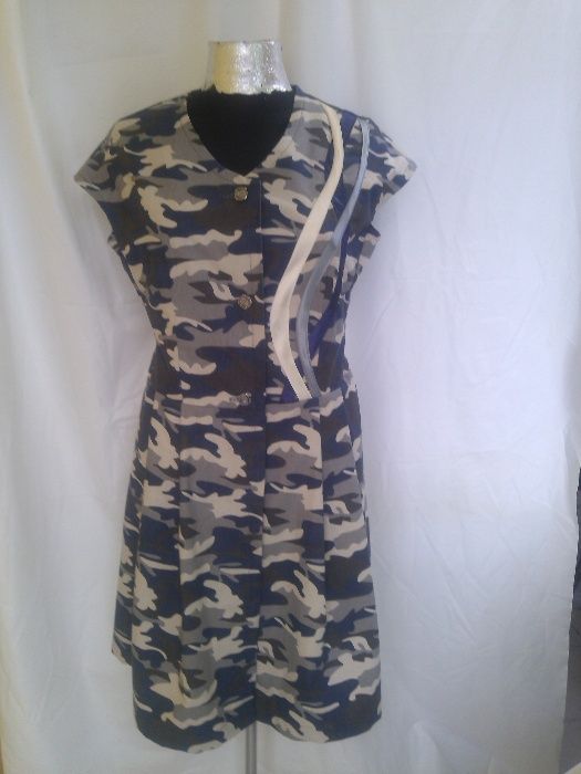 Продавам ръчно изработени дамски дрехи