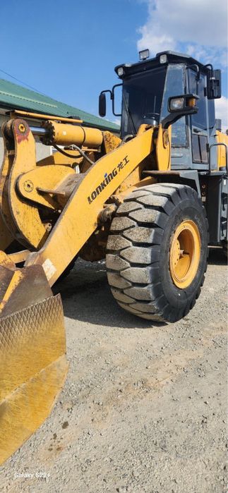 Погрузчик 2019 й