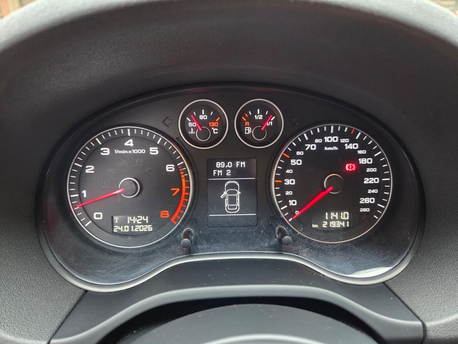 Audi a 3  1.6 benzina