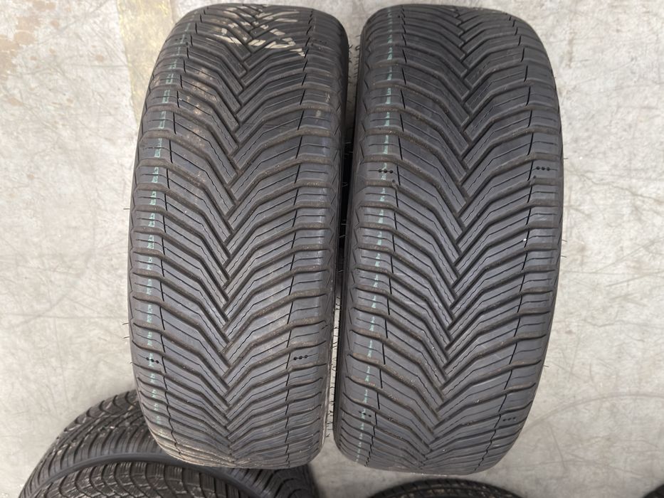 Vand 2 anvelope 235/45/18 michelin allsezon ca noi