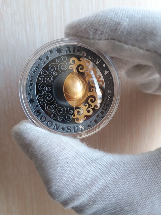 Серебряная монета Казахстана AI -KUN