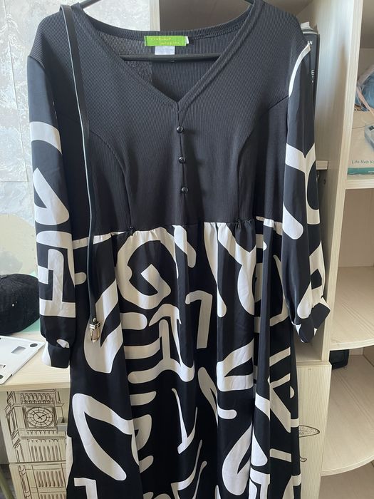 Продаються платья