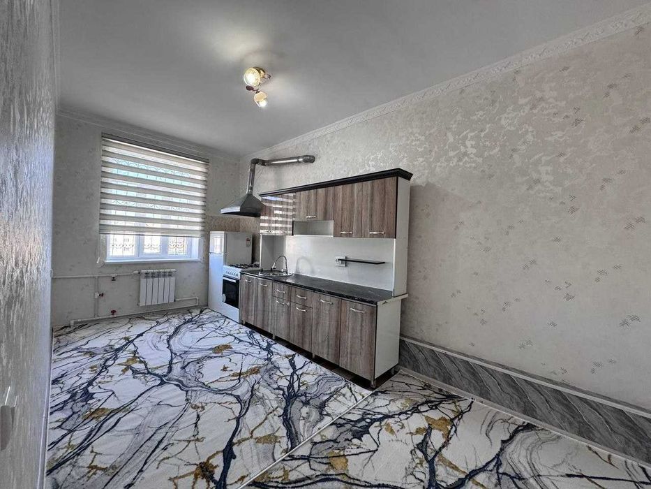 2 хоналик квартира 4 кават кирпичный дом, 5 микр, сомий, 35-мактаб