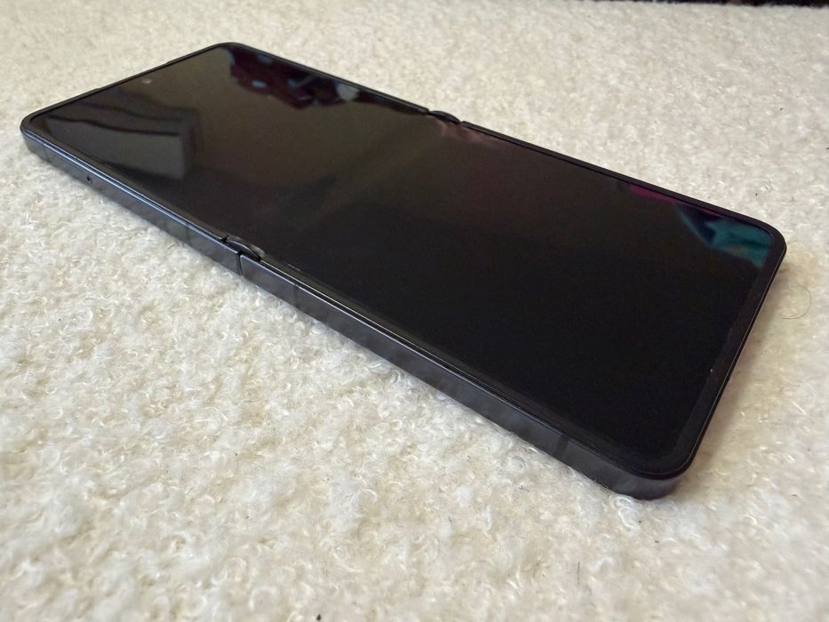 Samsung Galaxy ZFlip7
