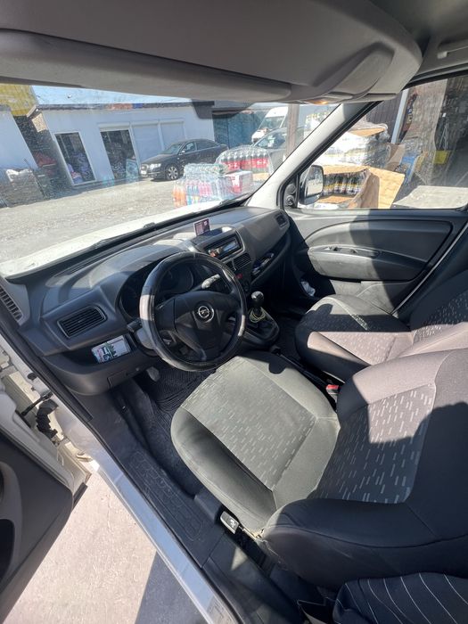 De vanzare Opel combo 2018