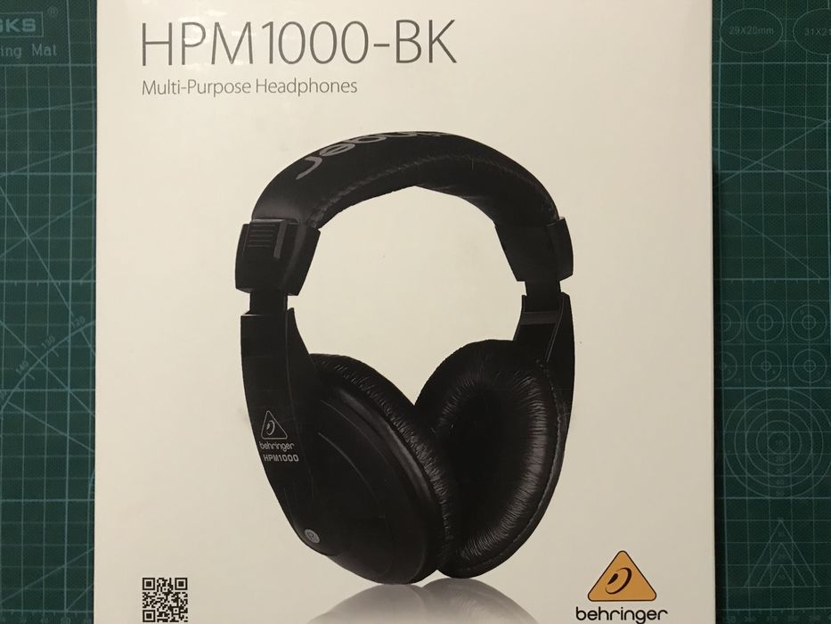 Мониторные наушники Behringer