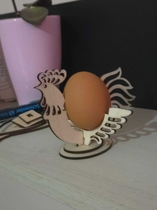 Дървена поставка за яйце