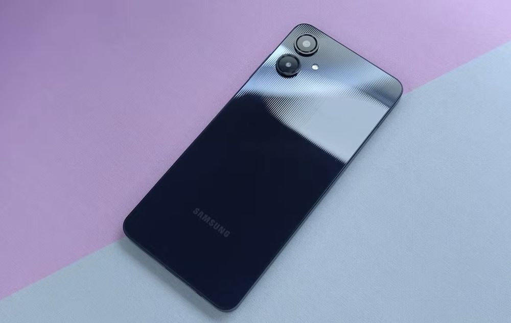 Galaxy A06 почти новый