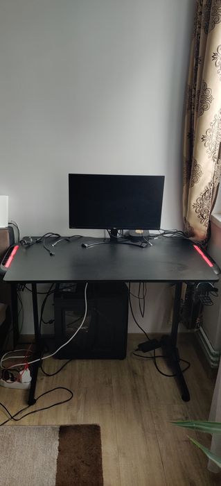 Birou gaming RGB