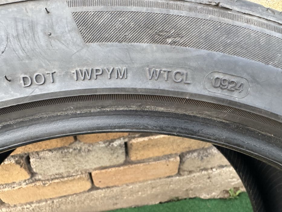 2 броя Летни гуми 245/45 R19 SUNNY Sport Macro NA305