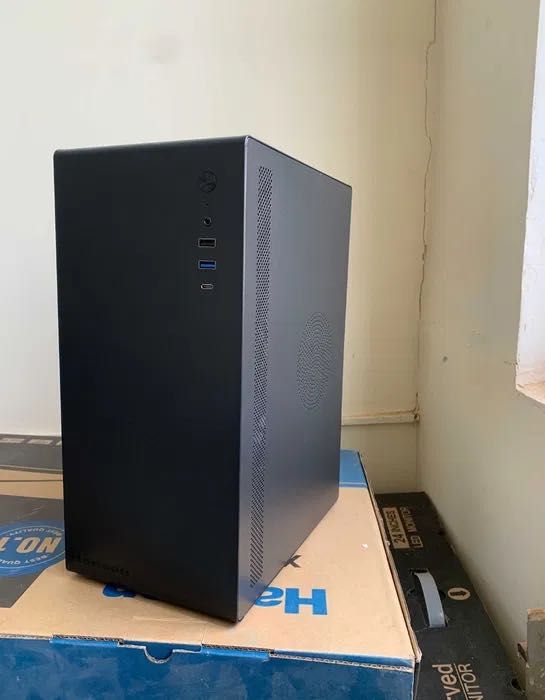 Компьютер (Hackintosh) сотилади !