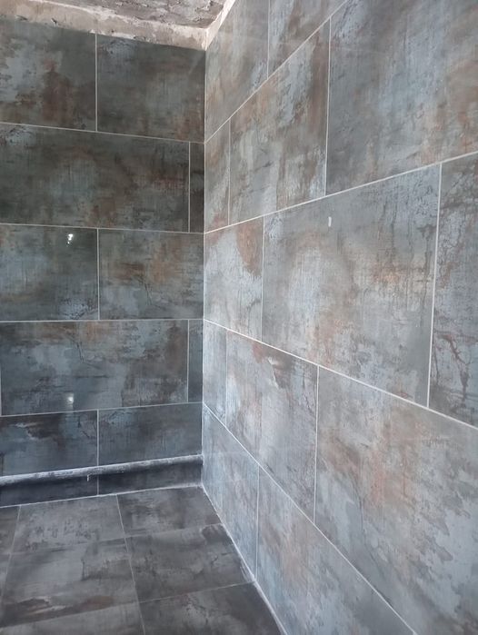 Стяжка,фундамент,кафель